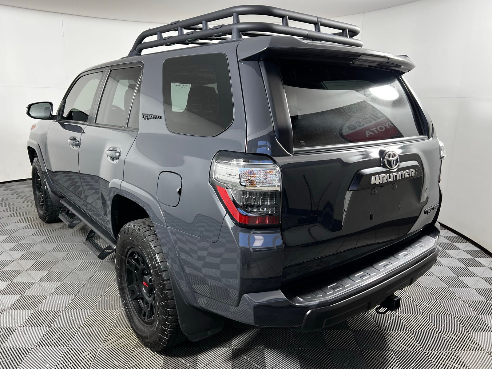 Thumbnail: 2024 Toyota 4Runner - 7