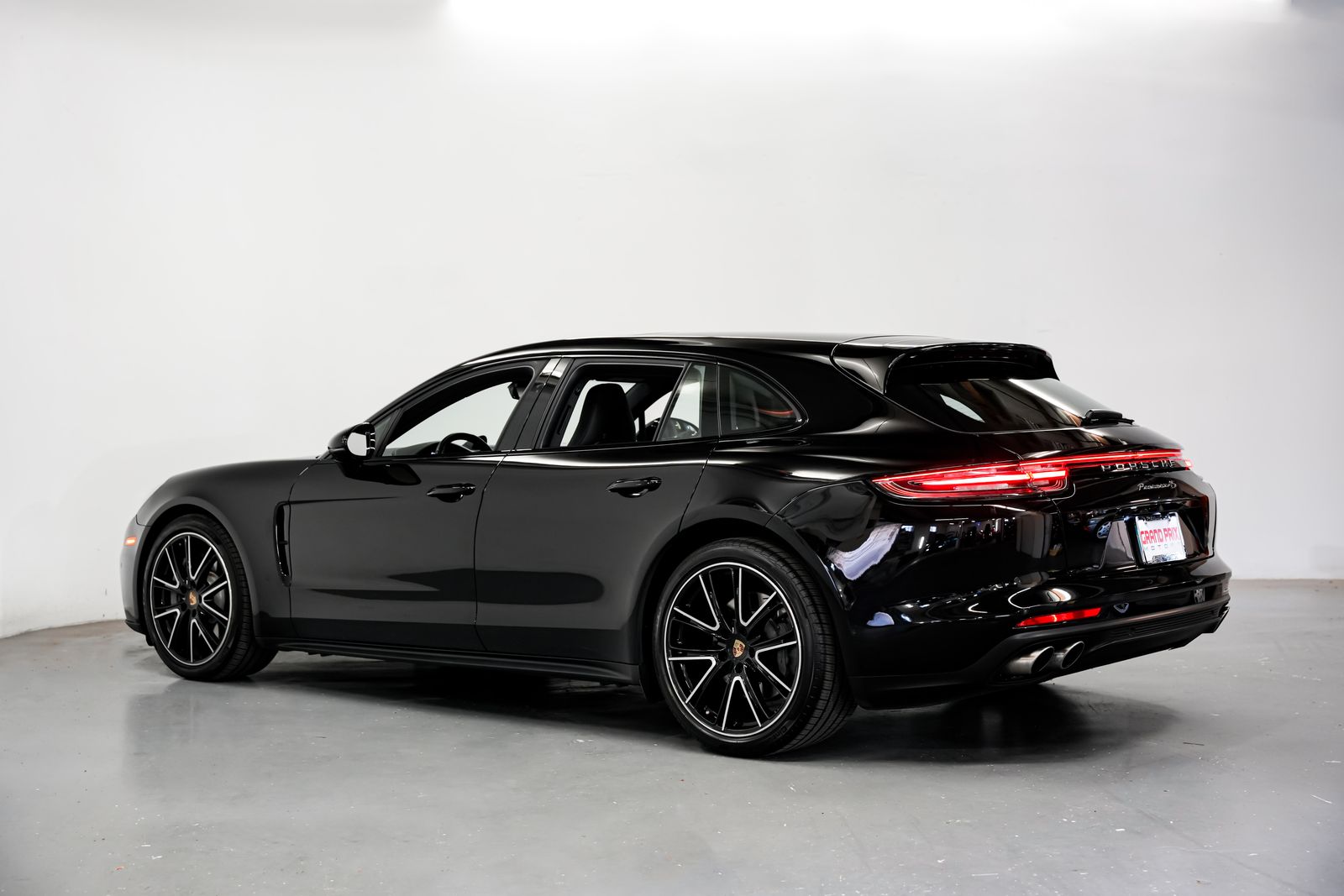 2018 Porsche Panamera Sport Turismo 4S — photo 7