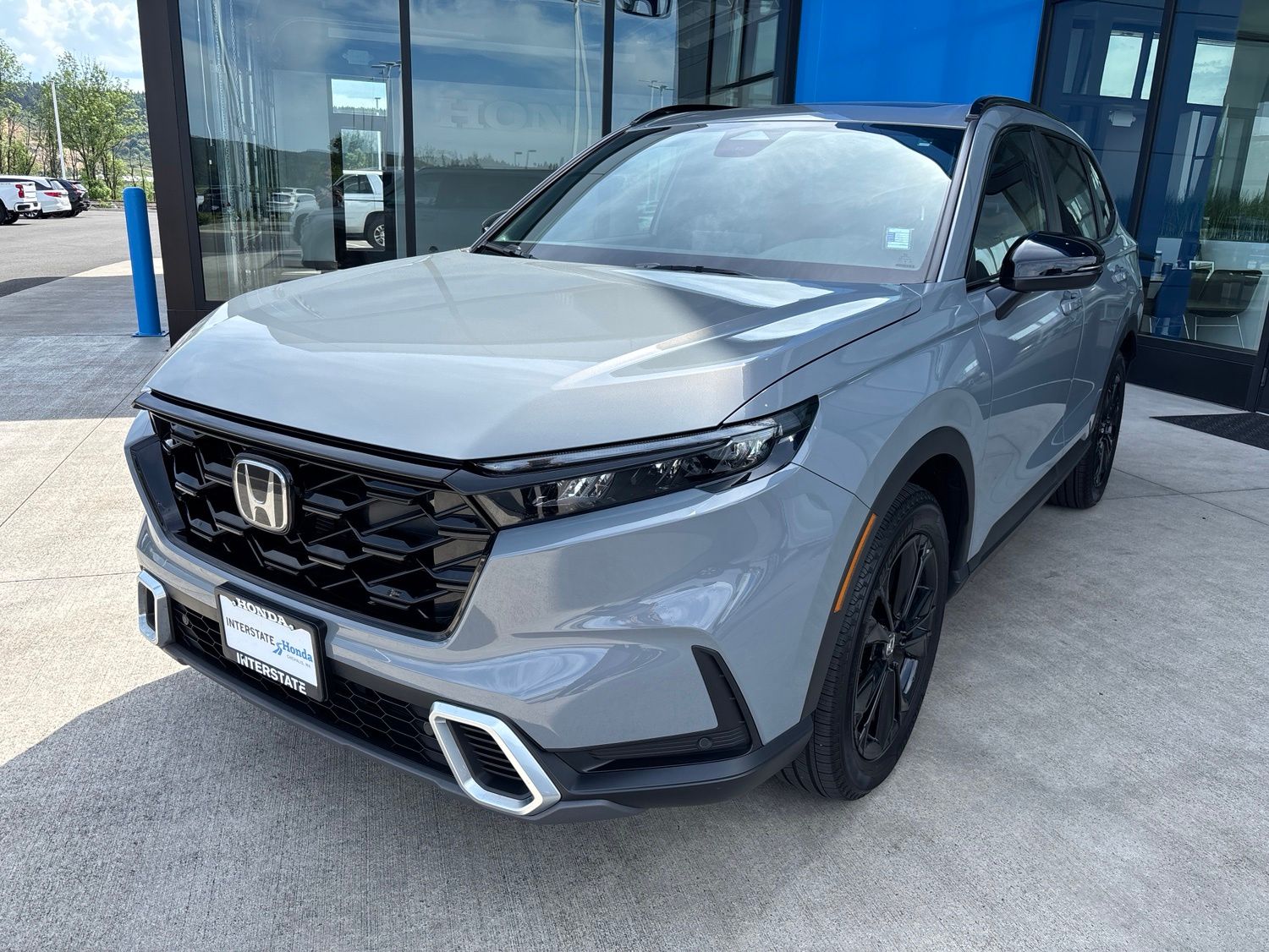 2026 Honda CR-V Hybrid Sport Touring AWD's photo