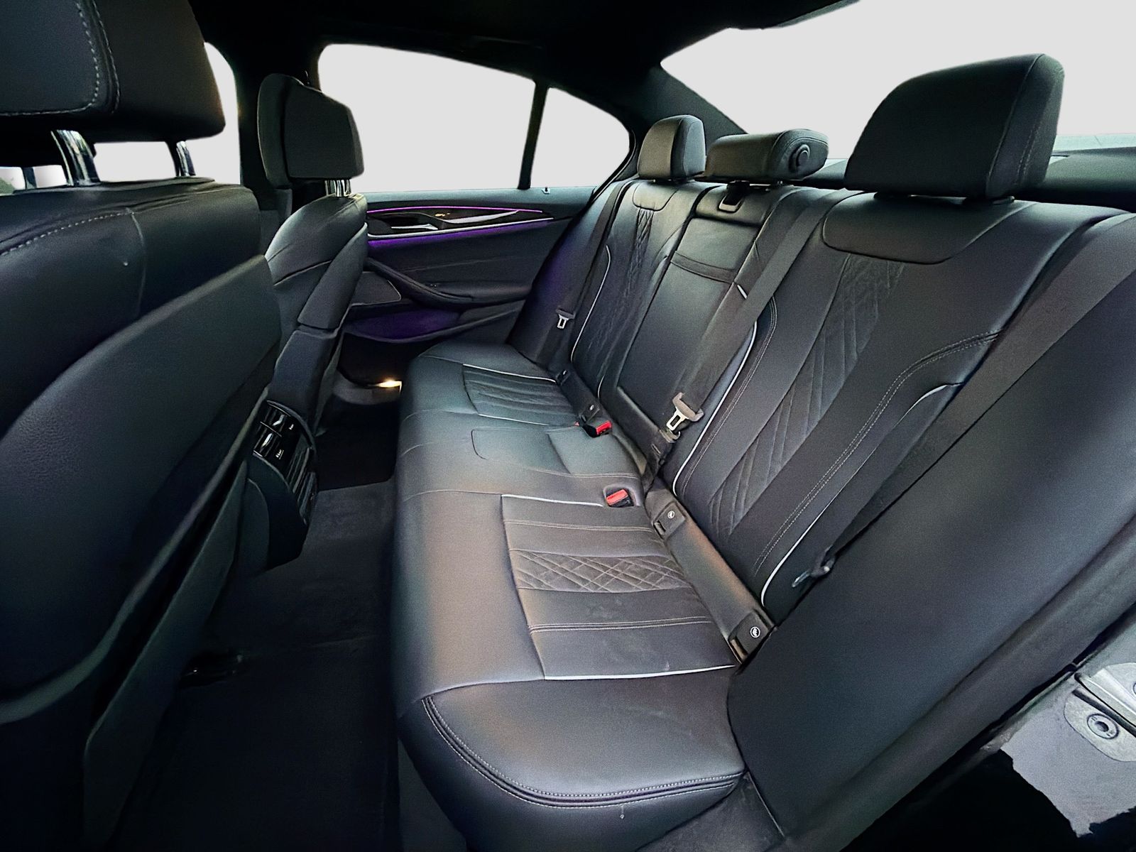 Used 2023 Black BMW 540i image 26