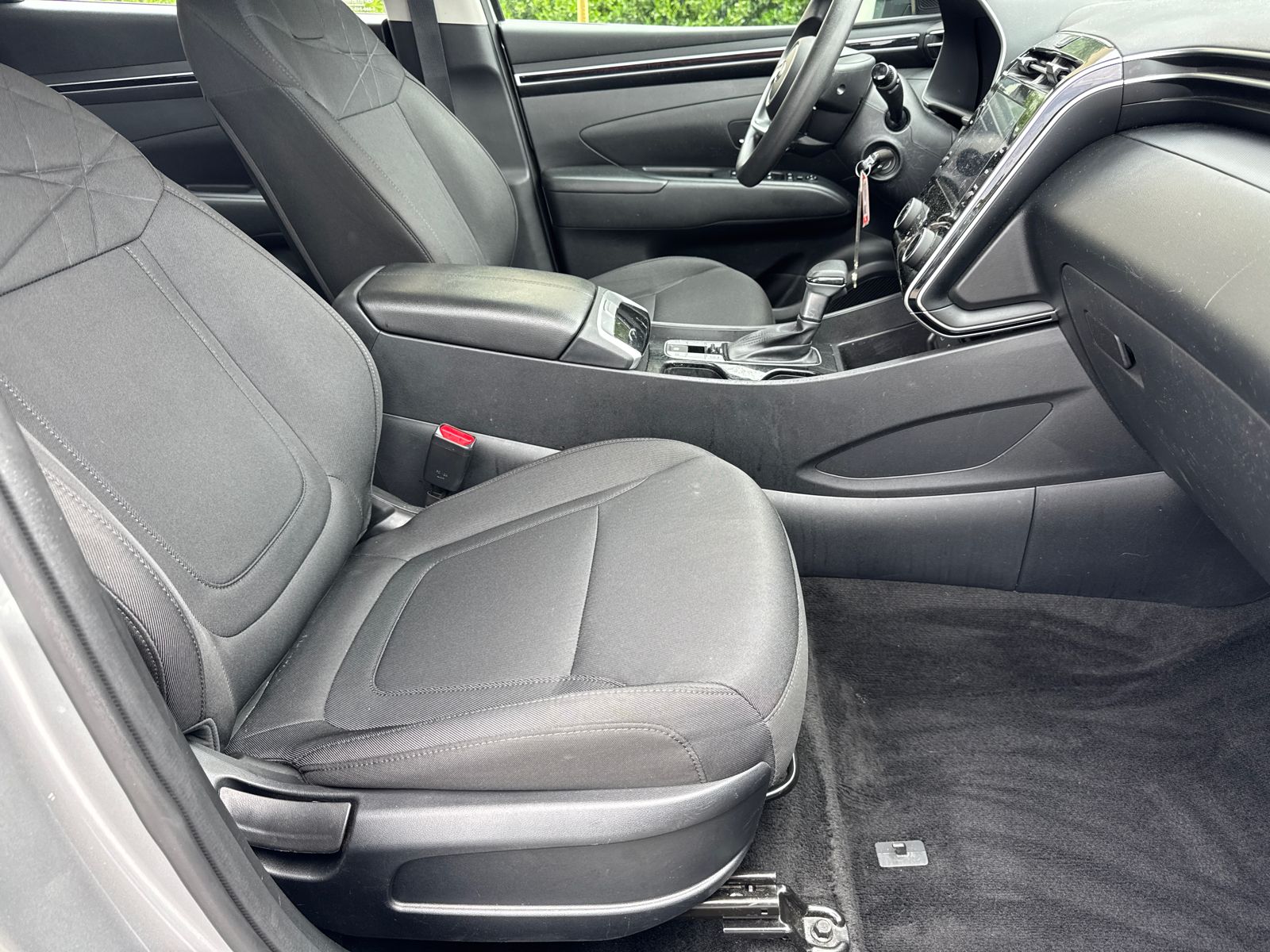 Used 2024 Silver Hyundai SE image 13