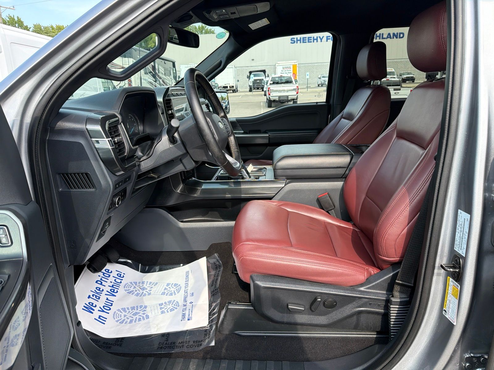 Certified Used 2023 Iconic Silver Metallic Ford XLT image 9