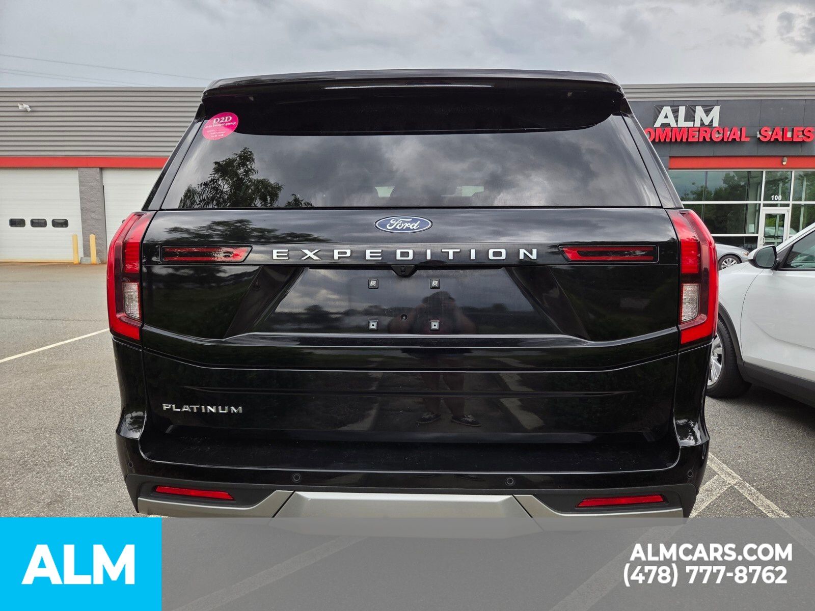 Used 2025 Black Ford Platinum image 13