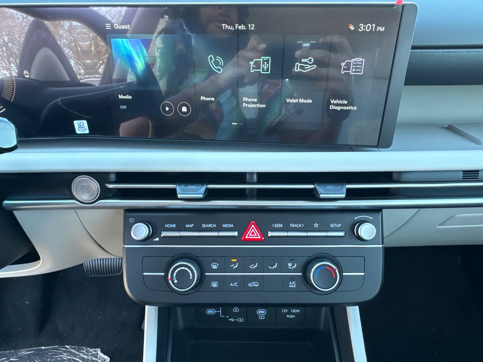 New 2026 Gray HYUNDAI SE image 29