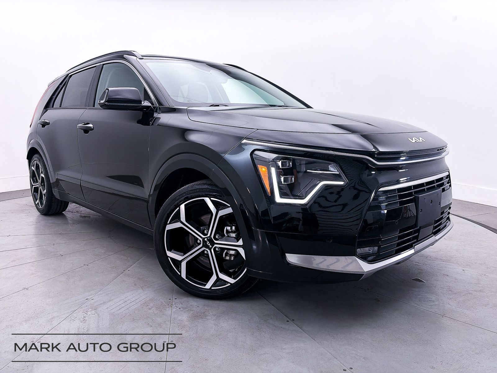 2023 Kia Niro SX Touring