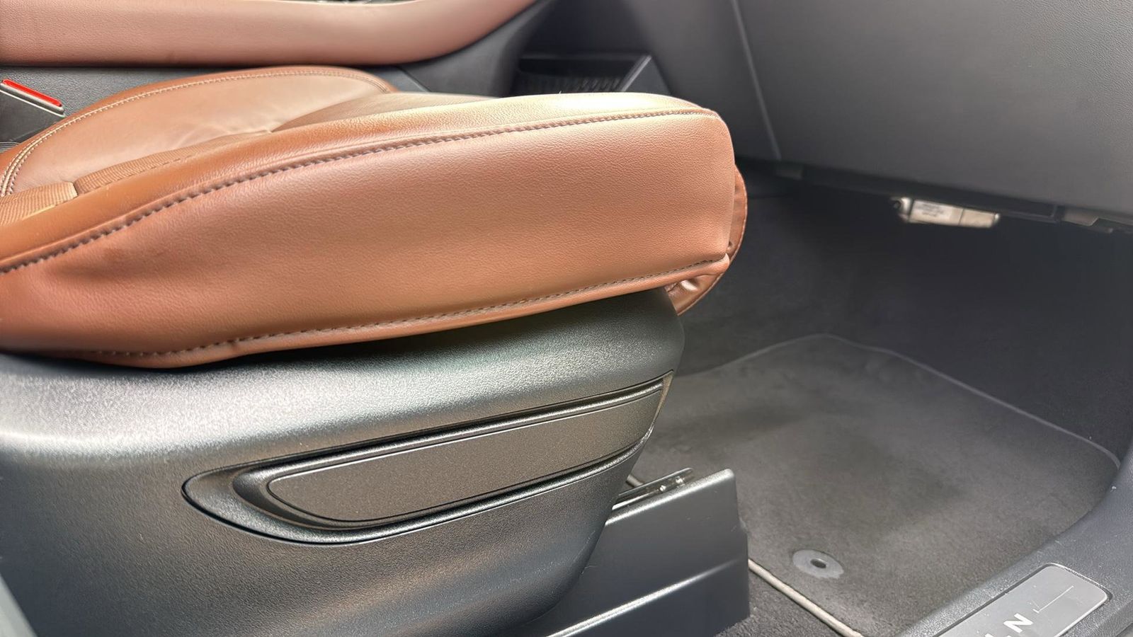 Used Car 2025 Lincoln Aviator  Reserve For Sale Under $70,000 In Austin, Texas