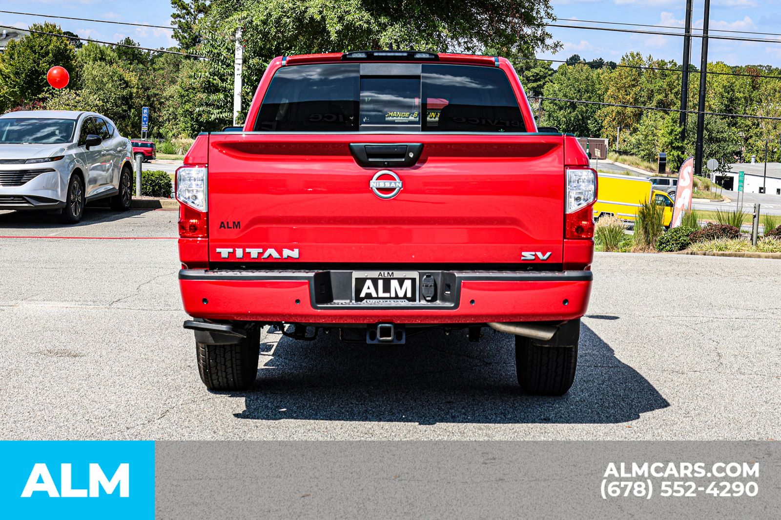 2024 Nissan Titan SV photo 11