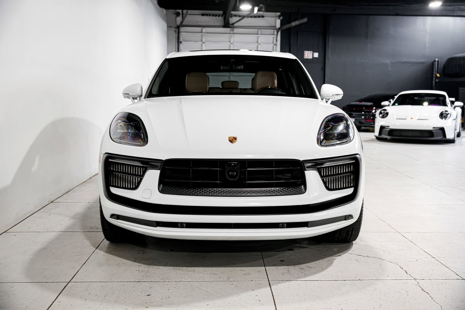 2023 Porsche Macan S — photo 4
