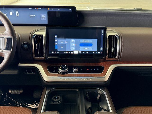 New 2026 Star White Metallic Tri-Coat Ford King Ranch image 21
