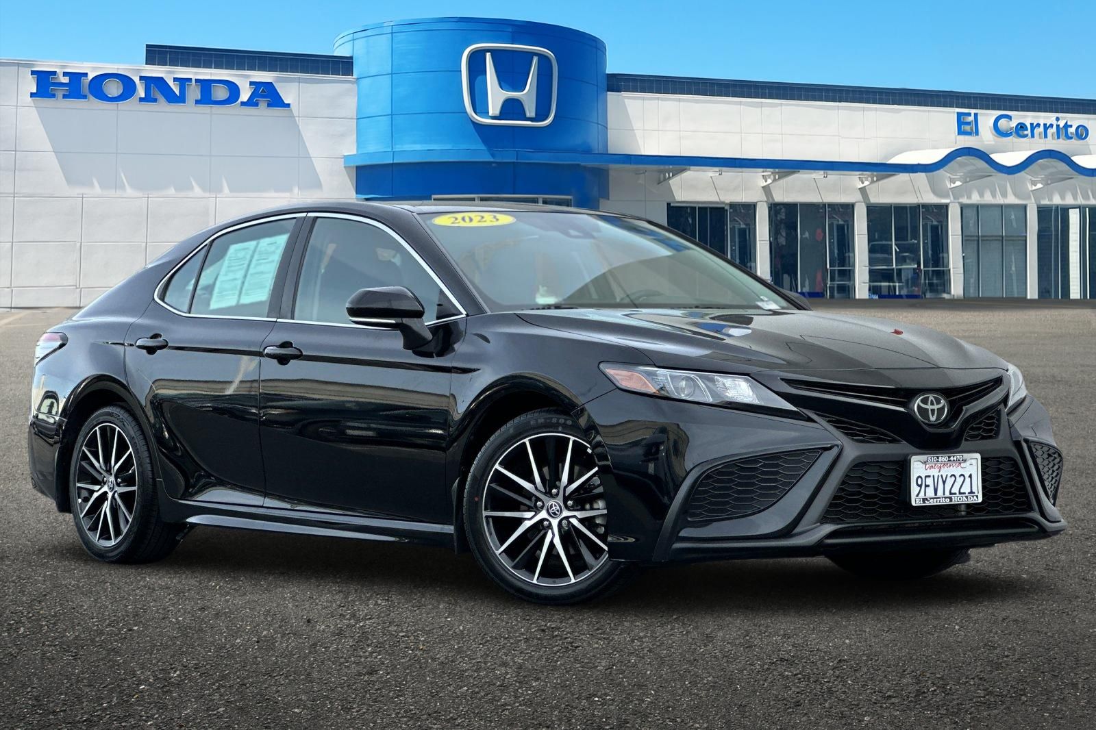 2023 Toyota Camry SE FWD