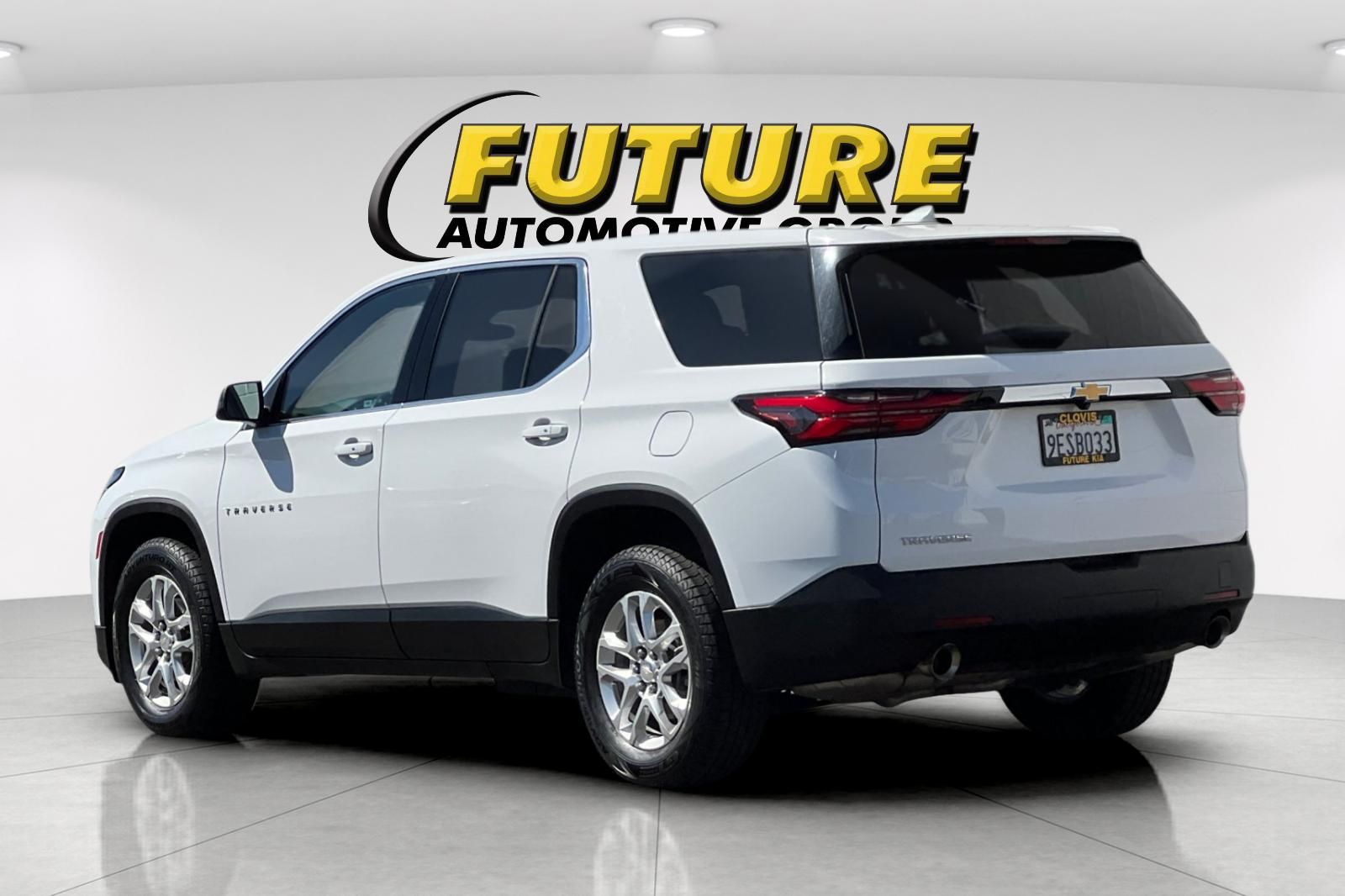 View vehicle photo 6