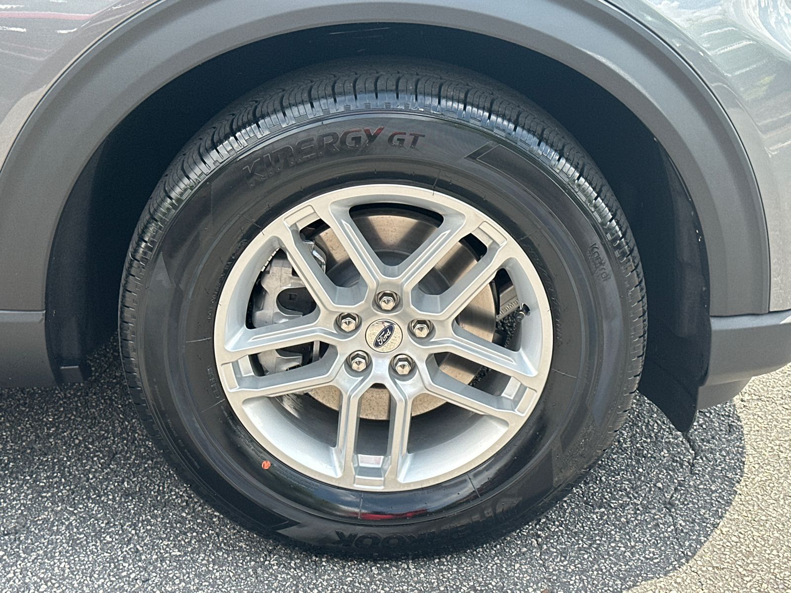 New 2026 Carbonized Gray Metallic Ford Active image 13