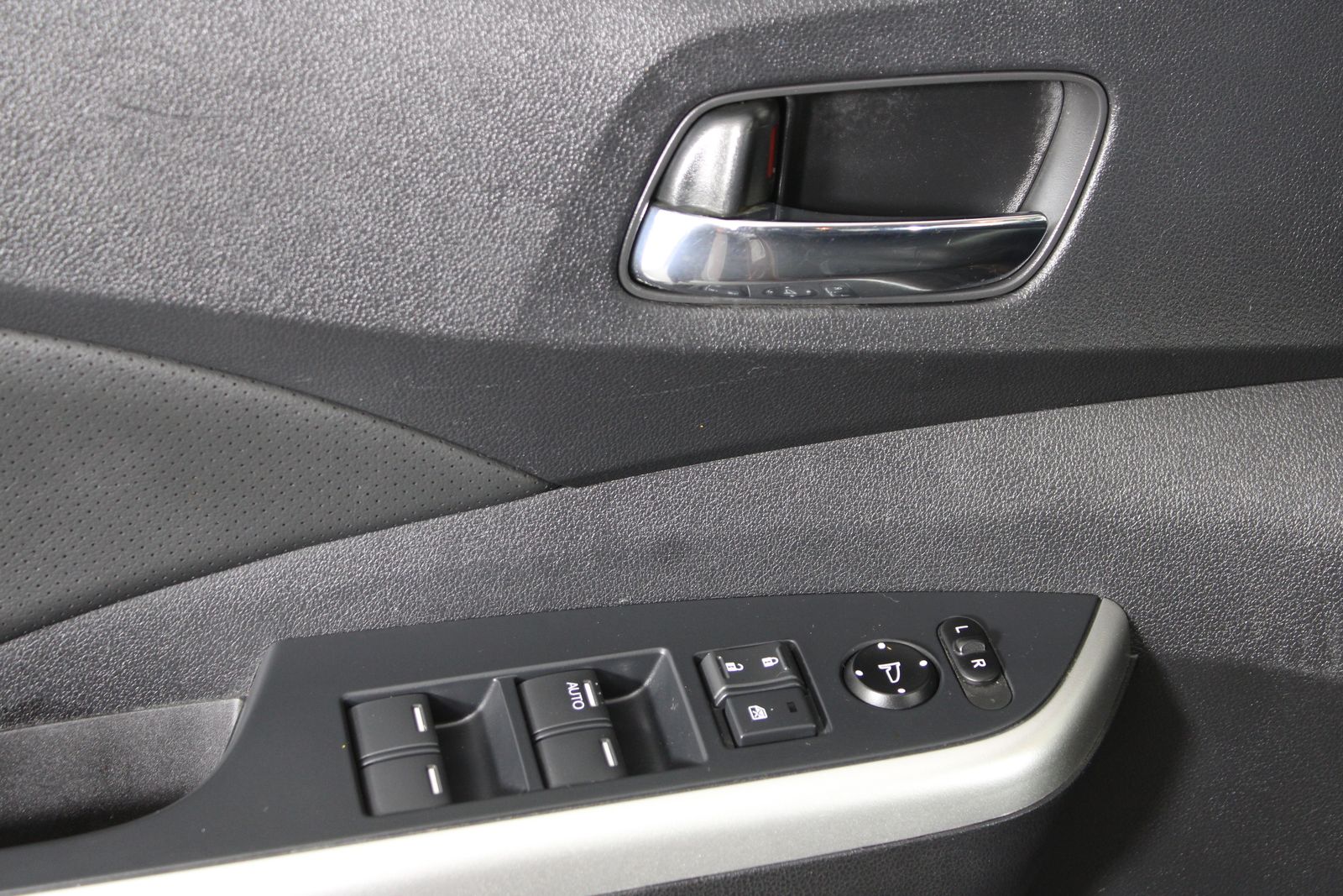 Used 2015  Honda EX-L image 21