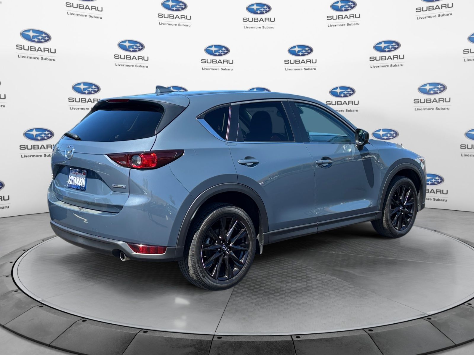 View vehicle photo 5