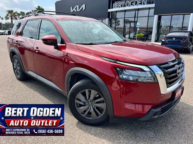 2023 Nissan Pathfinder SV FWD