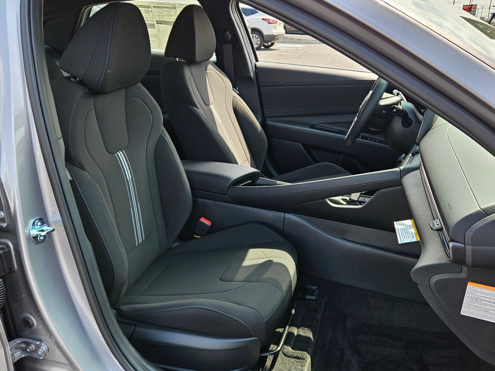 New 2025 Silver Hyundai SEL Sport image 15