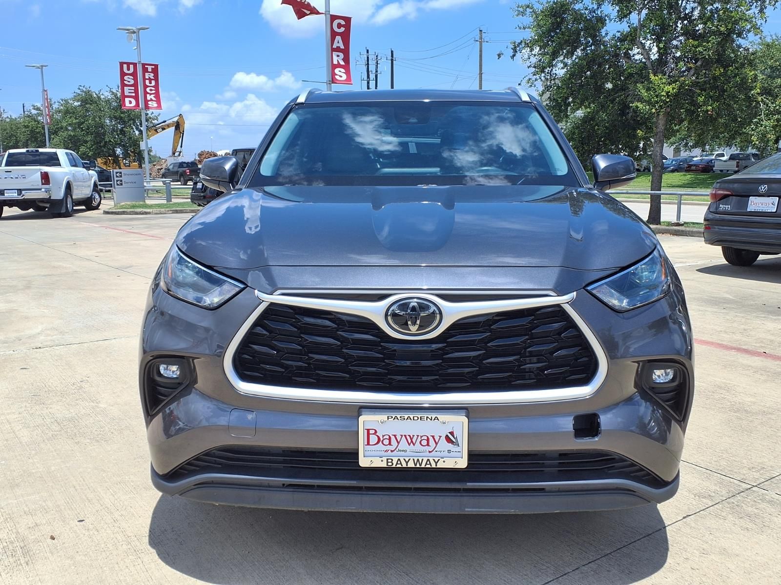 2022 Toyota Highlander XLE - 1
