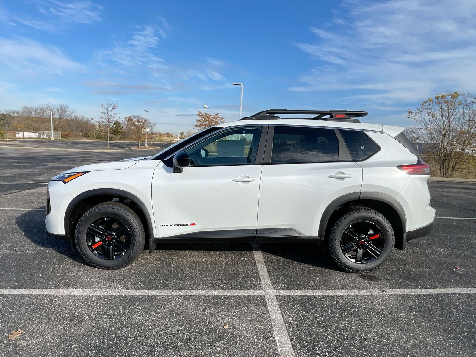 2025 Nissan Rogue SV 30