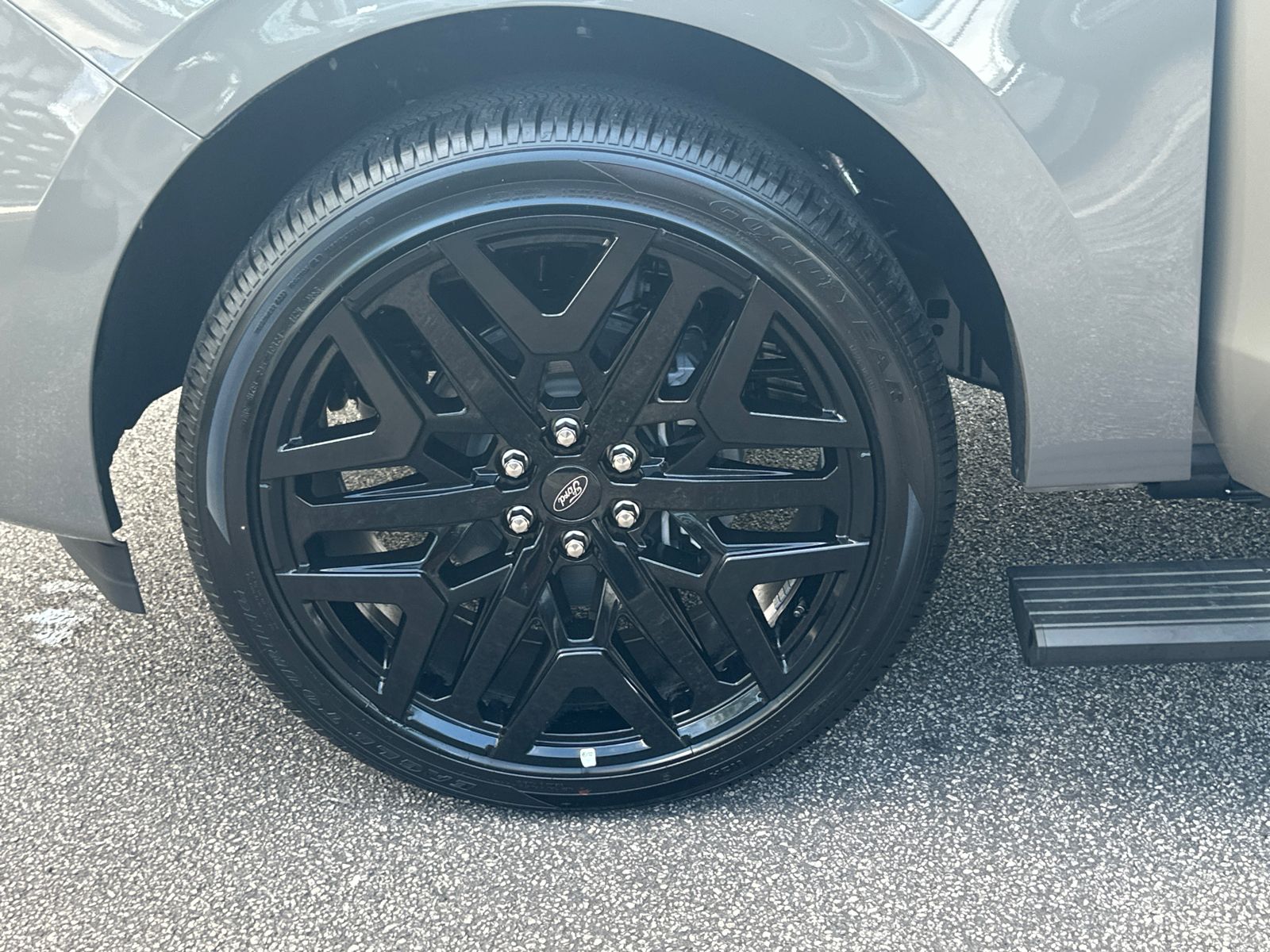 New 2026 Marsh Gray Ford MAX Platinum® image 12