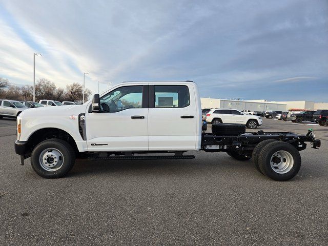 2026 Ford F-350SD thumbnail 6