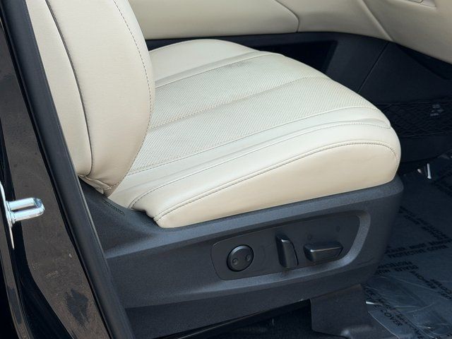 Used 2023 Mineral Black INFINITI LUXE image 31