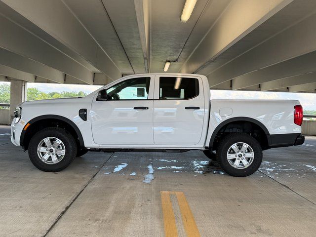 New 2026 Oxford White Ford XL image 3