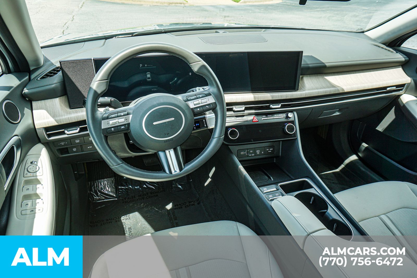 Used 2024 Silver Hyundai SEL image 27