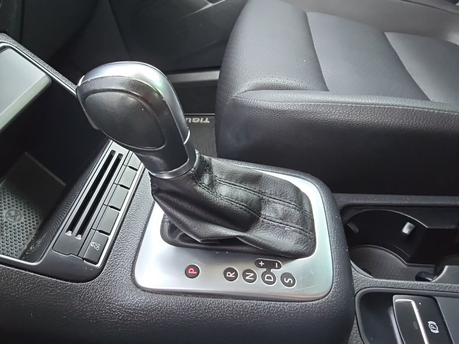 used 2014 Volkswagen Tiguan car, priced at $8,800