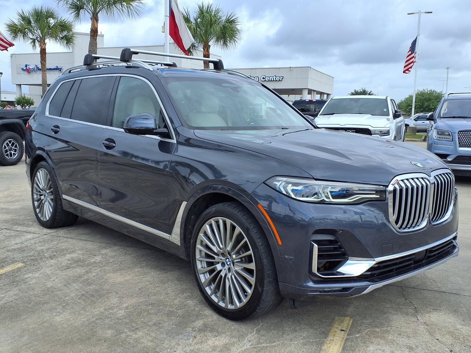 2019 BMW X7 xDrive50i - 2