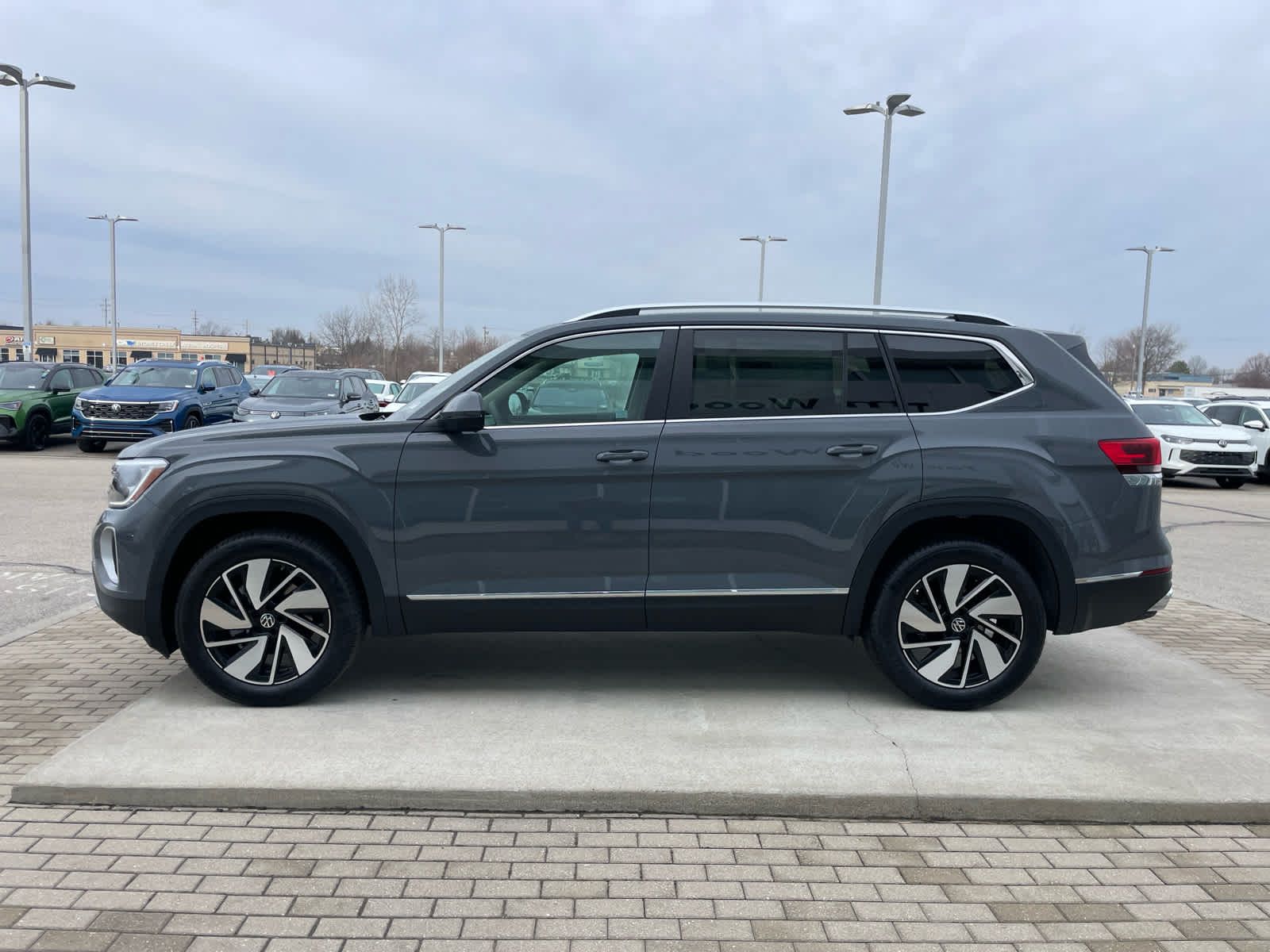 new 2026 Volkswagen Atlas car, priced at $51,443