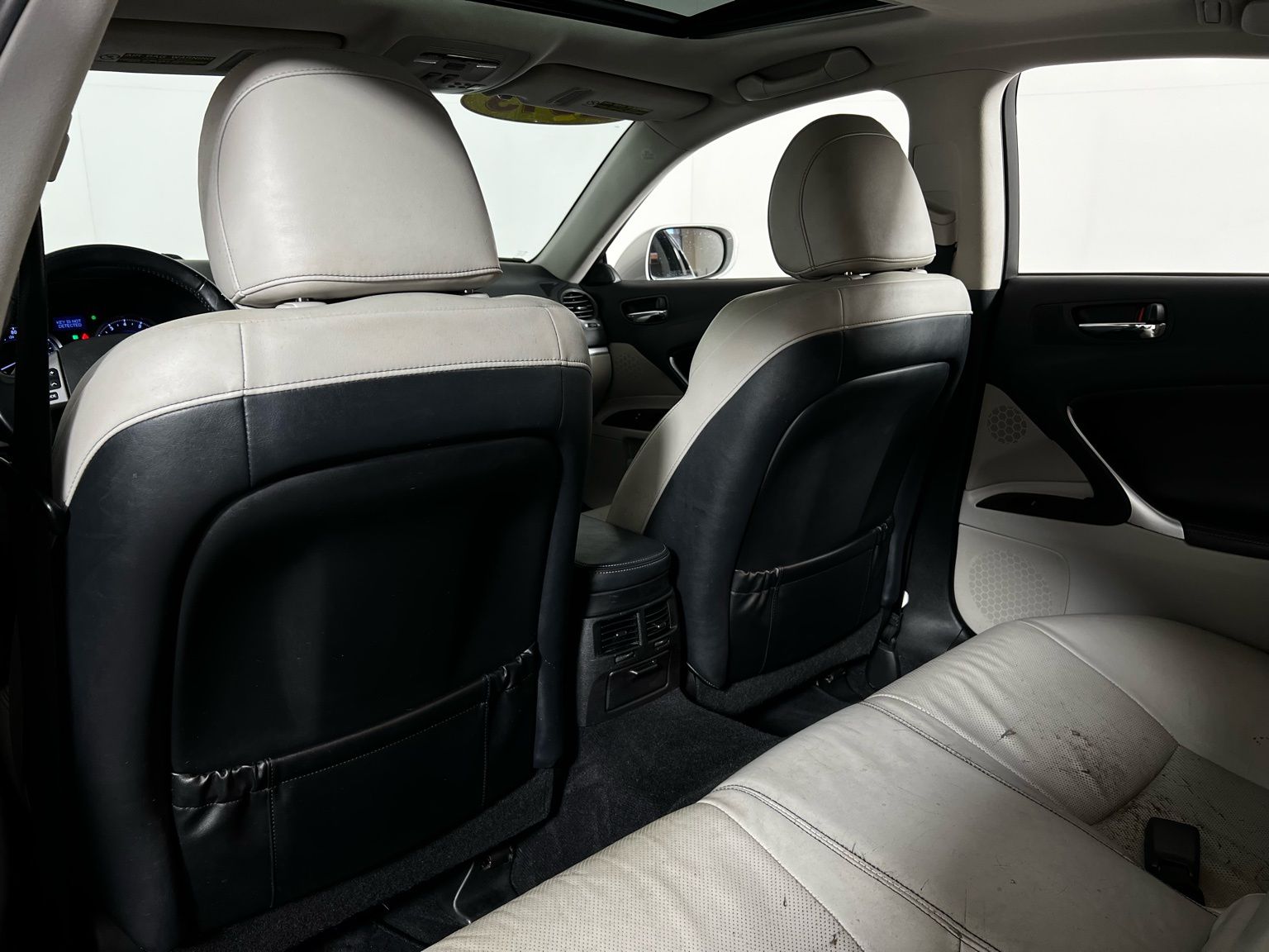 Thumbnail: 2013 Lexus IS - 23