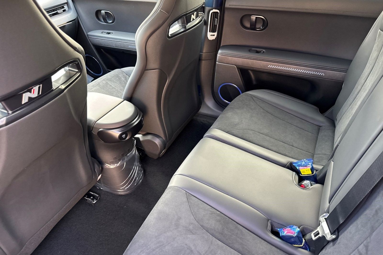 2025 Hyundai IONIQ 5 N - Photo 8