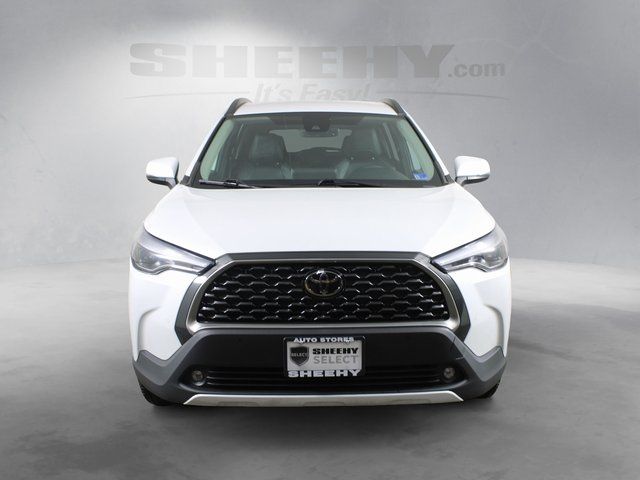 Used 2022 Beige Toyota XLE image 16