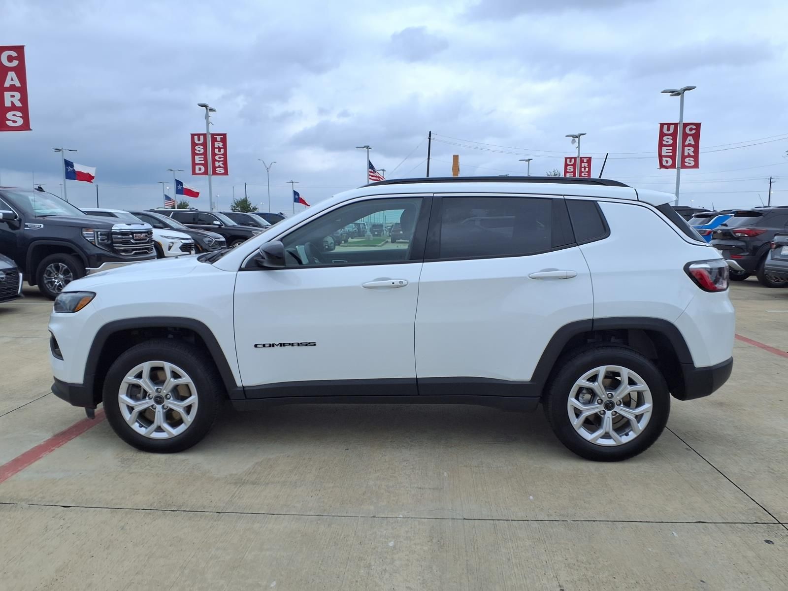 2025 Jeep Compass Latitude - 8