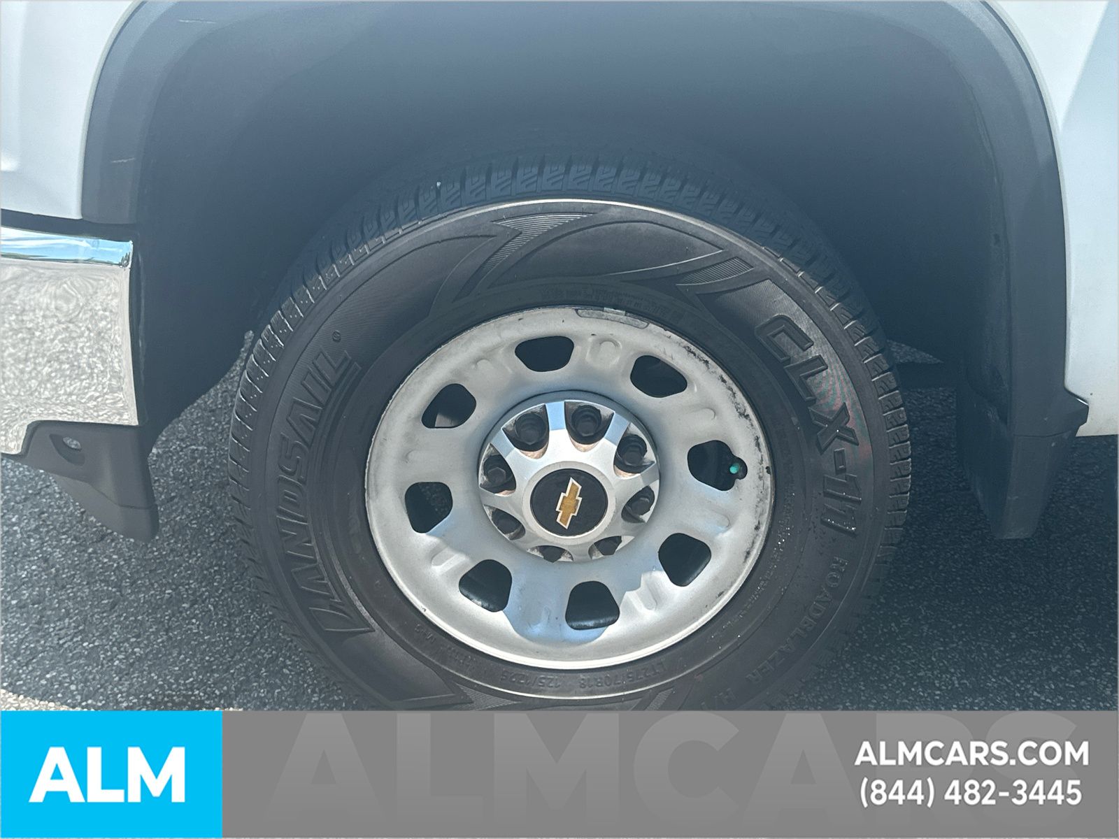 Used 2022 White Chevrolet LT image 12