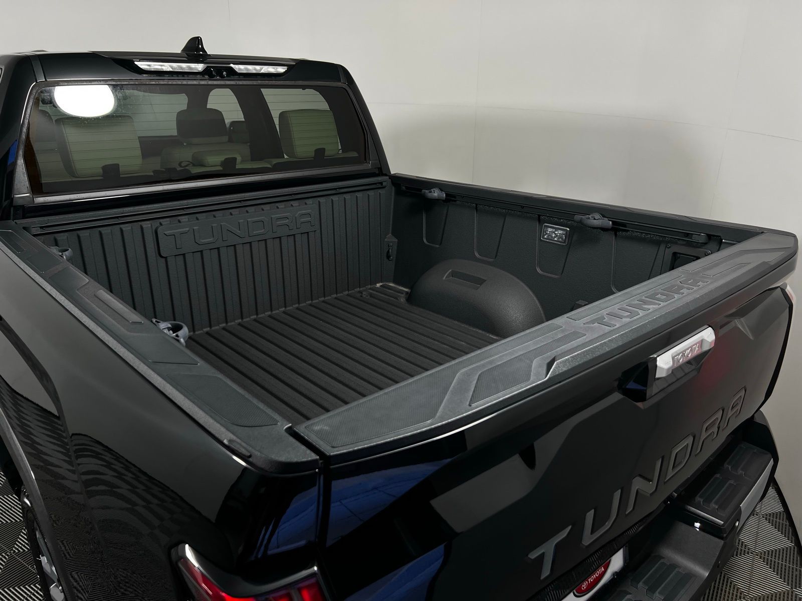 Thumbnail: 2023 Toyota Tundra - 30