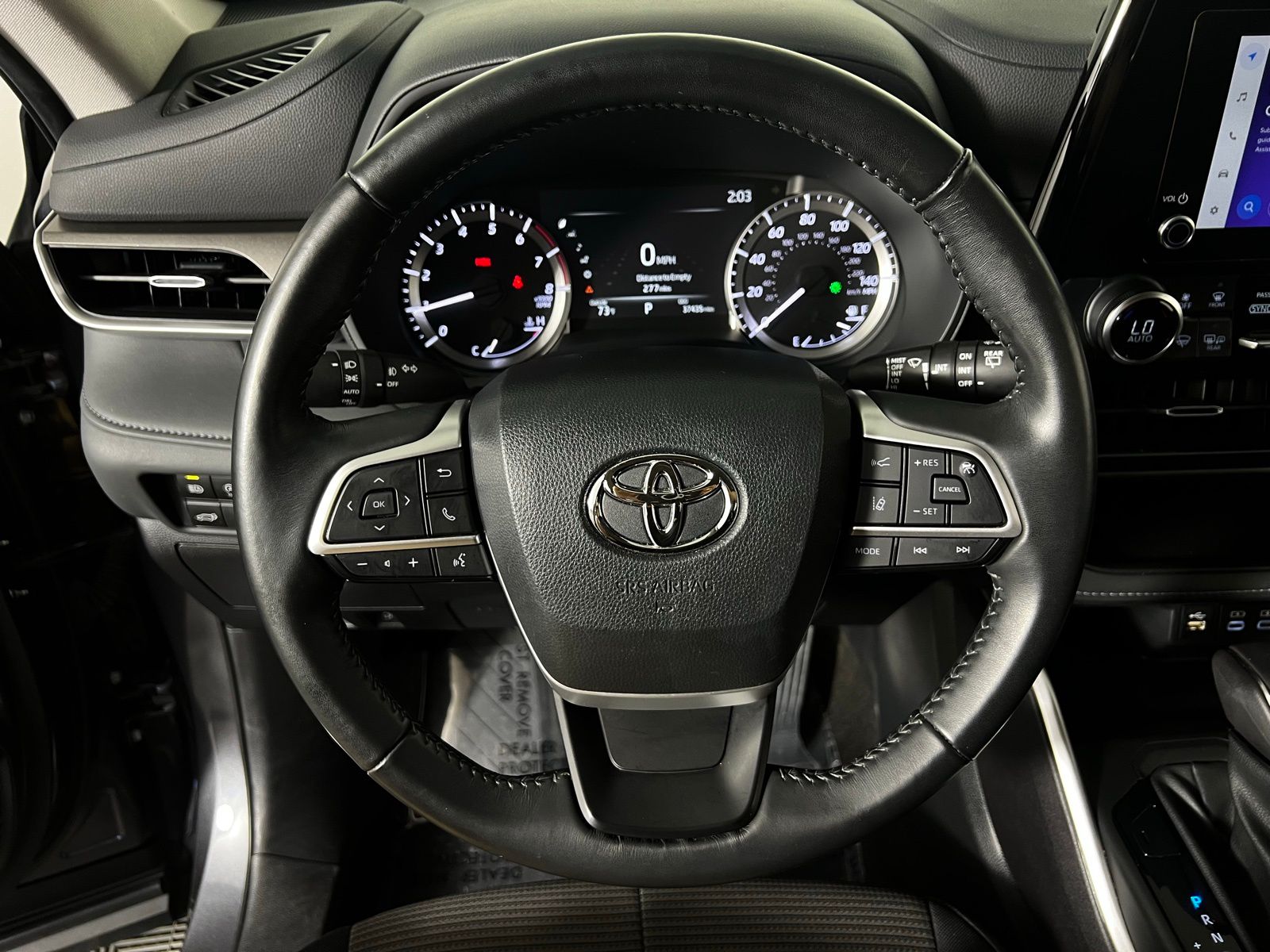 2023 Toyota Highlander LE 15