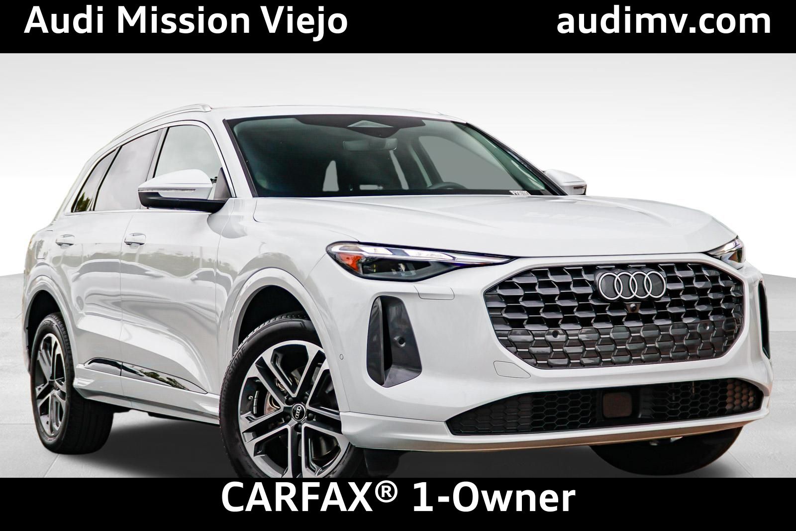 Glacier White 2025 Audi Q5 quattro Premium 40 TFSI SUV / Crossover All-Wheel Drive 7-Speed Automatic