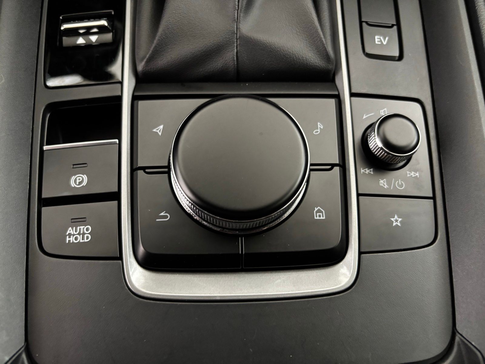 Used Car 2025 Mazda Cx-50 Hybrid  Utility Preferred All Wheel Drive For Sale Under $30,000 In Austin, Texas