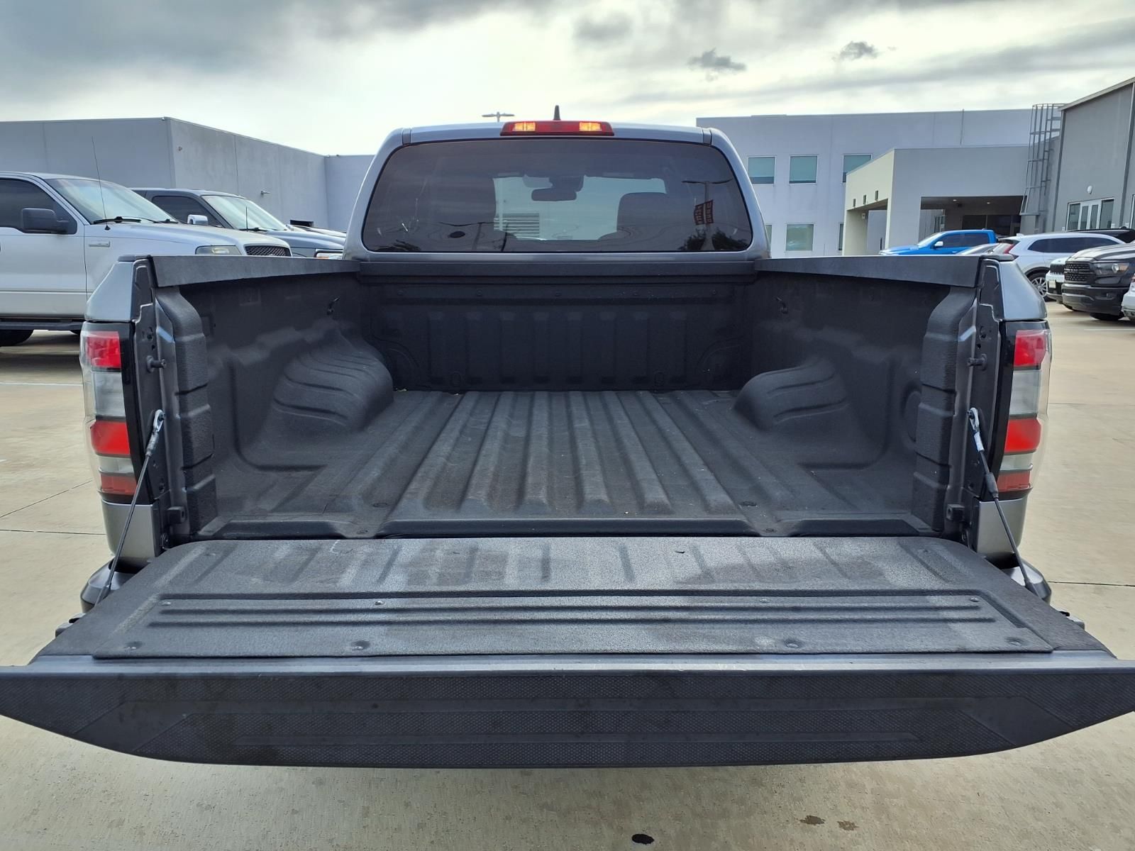 2022 Nissan Frontier S Gray at Ultimate Motorsports