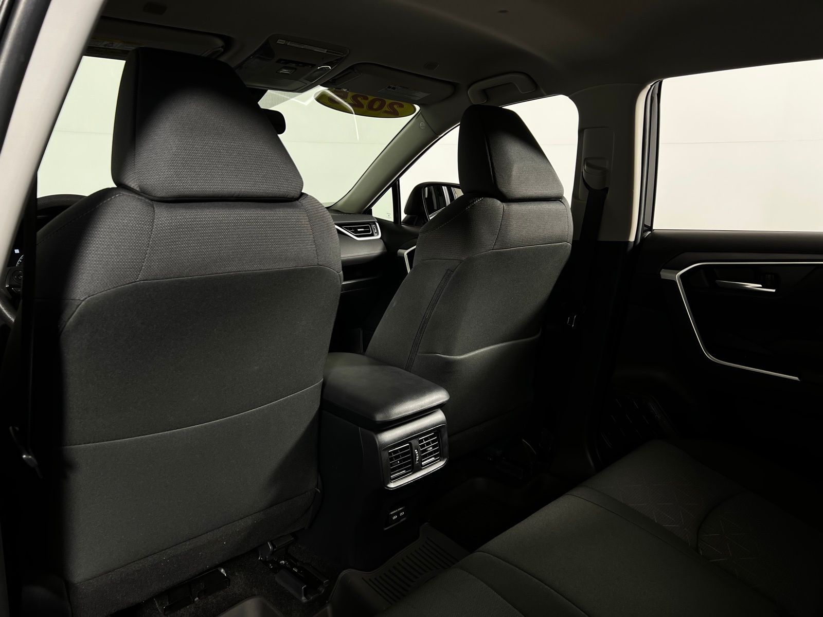 Thumbnail: 2025 Toyota RAV4 - 21