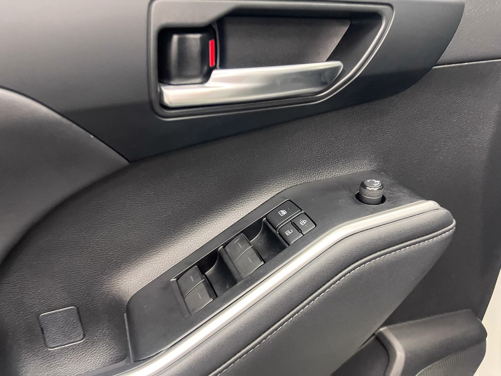 used 2021 Toyota Highlander car, priced at $29,888