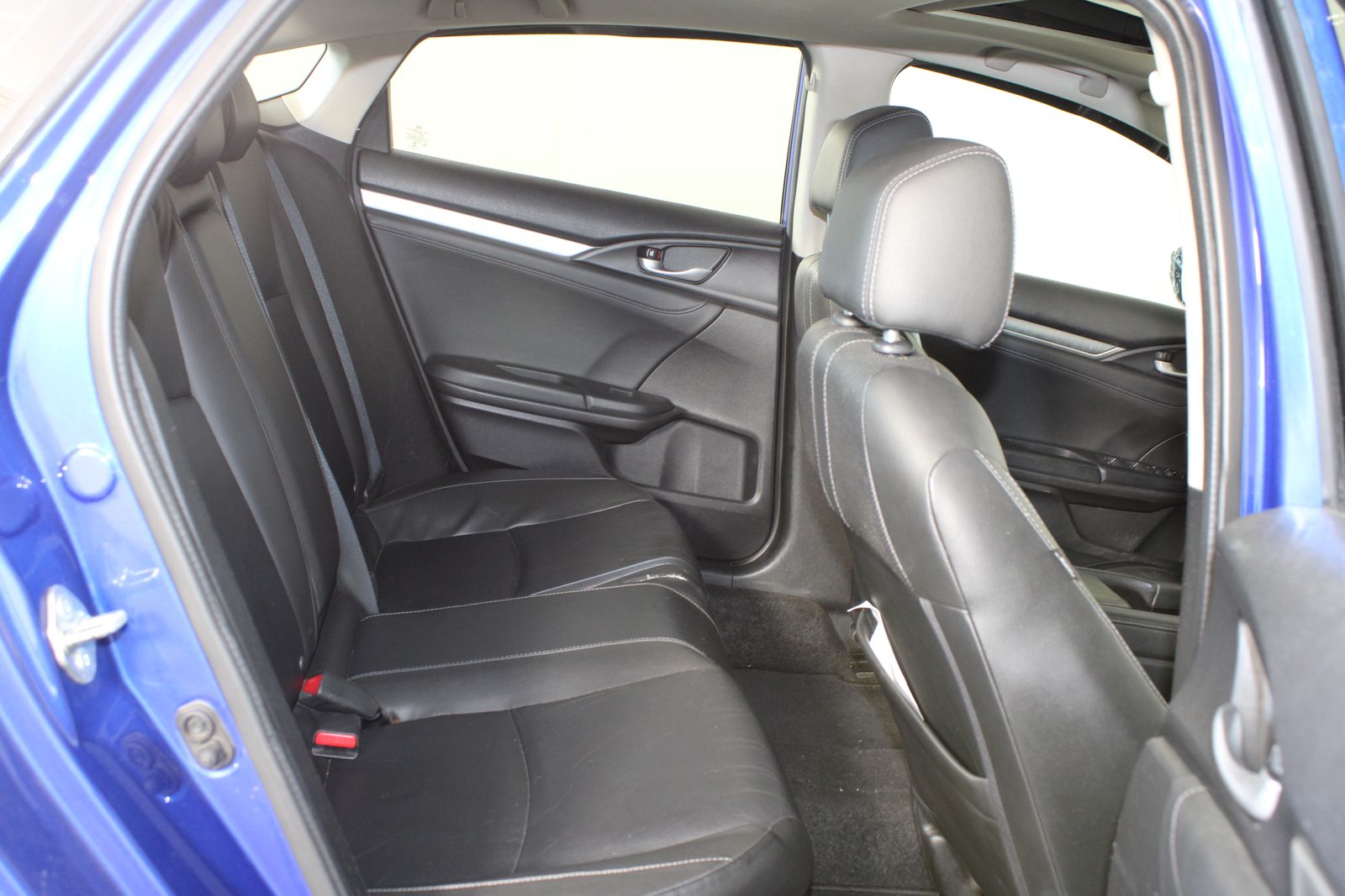 Used 2016 Blue Honda EX-L image 21