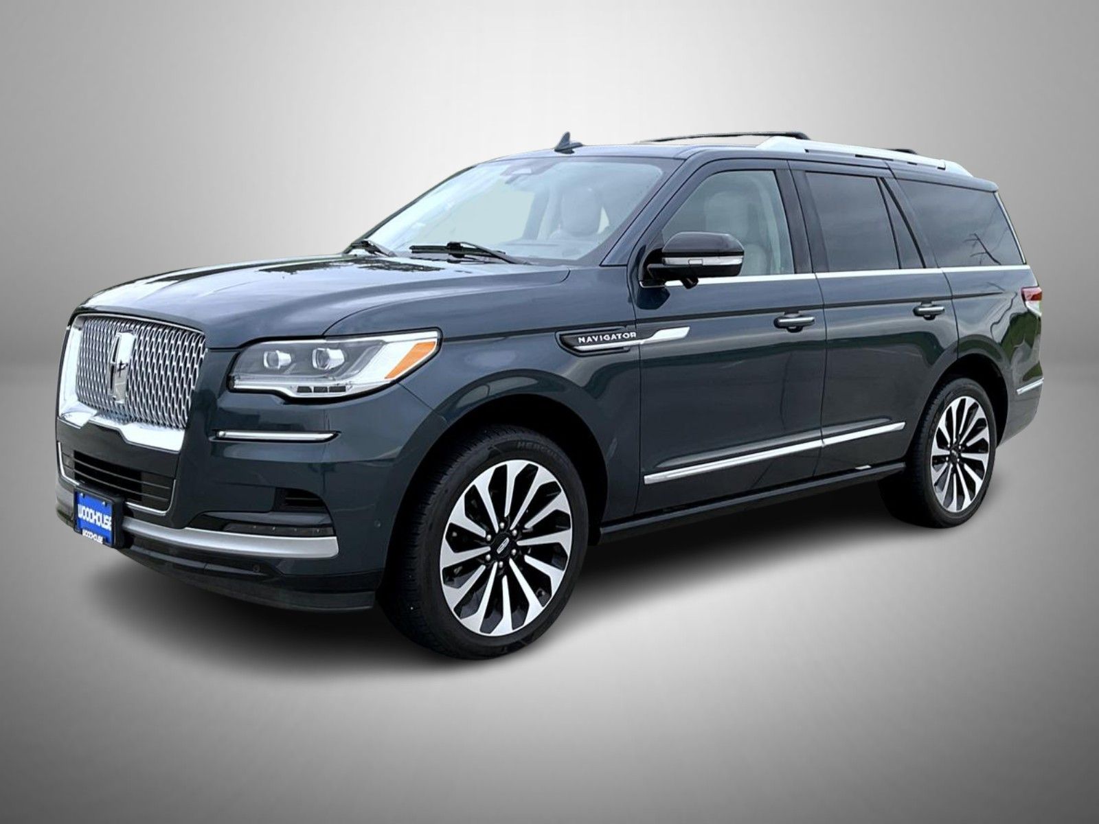 Blue Metallic 2022 Lincoln Navigator SUV / Crossover Four-Wheel Drive Automatic
