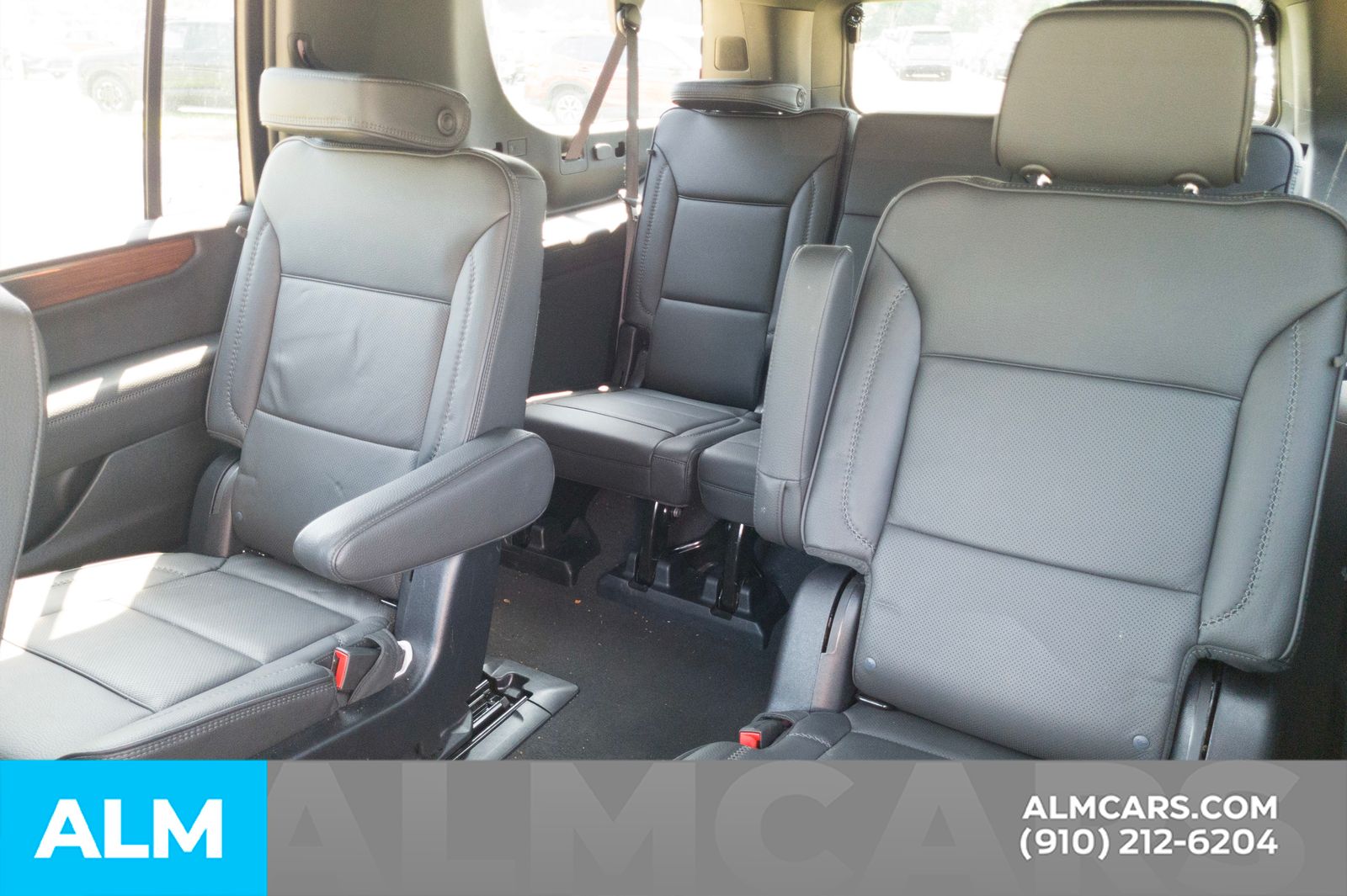Used 2025 Summit White GMC Denali image 18