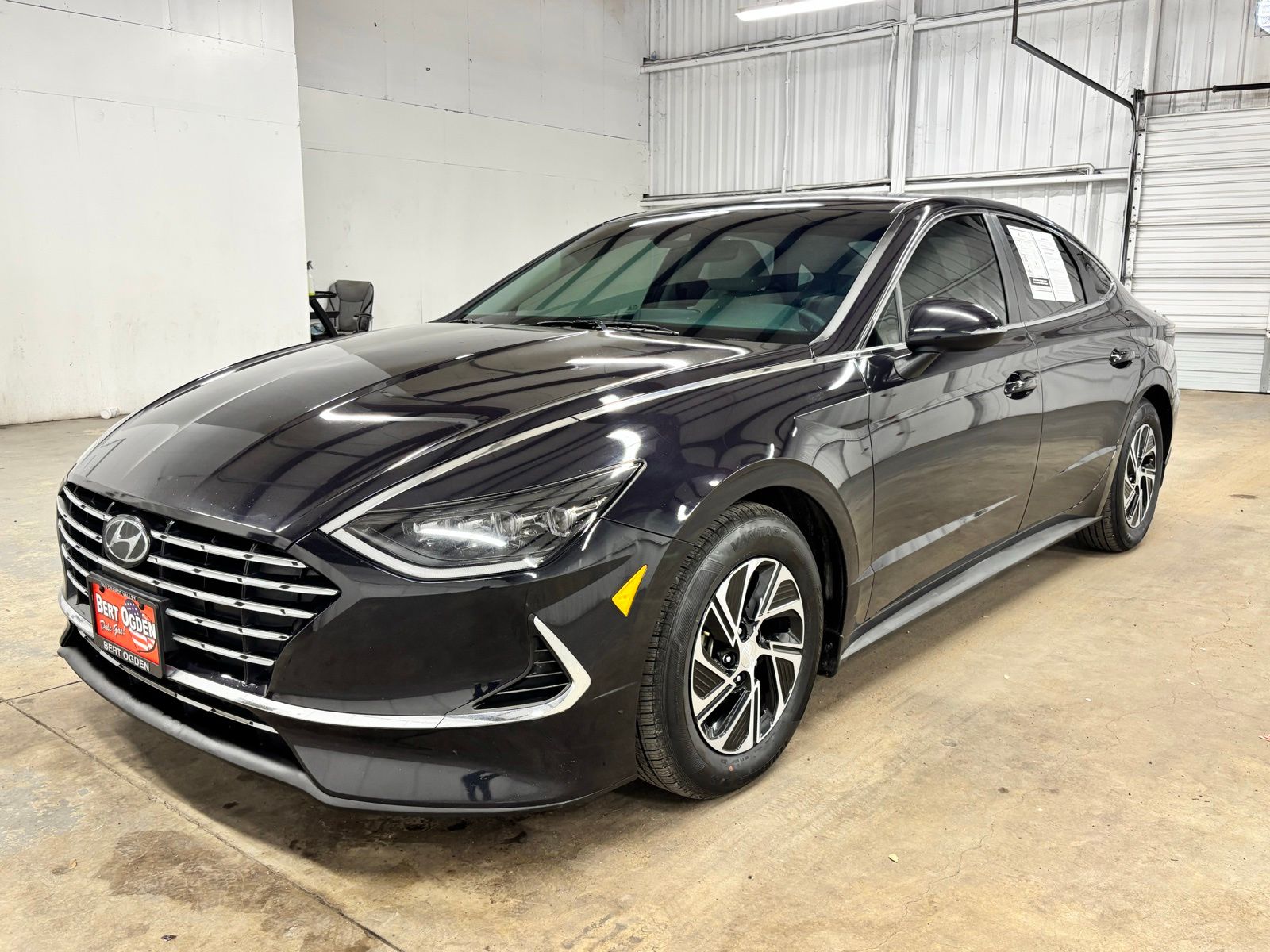Used 2023 Blue Hyundai Blue image 3