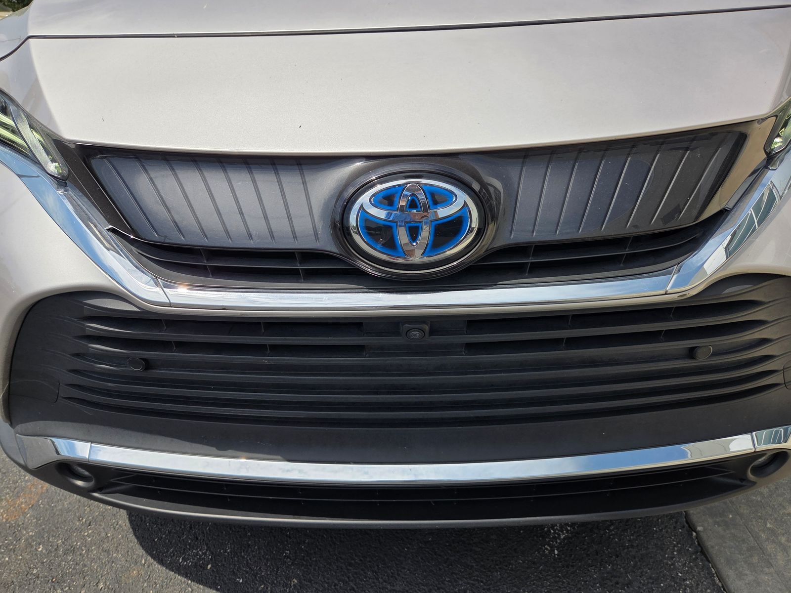 used 2022 Toyota Venza car, priced at $36,095