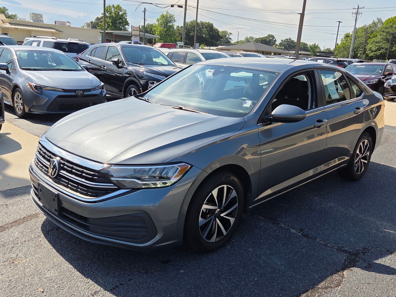 Used 2024 Gray Volkswagen 1.5T S image 3