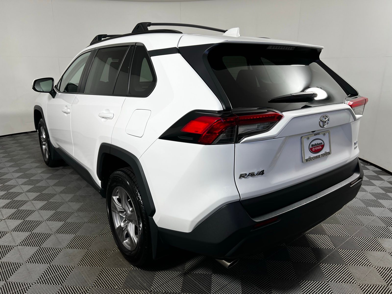 Thumbnail: 2023 Toyota RAV4 - 7