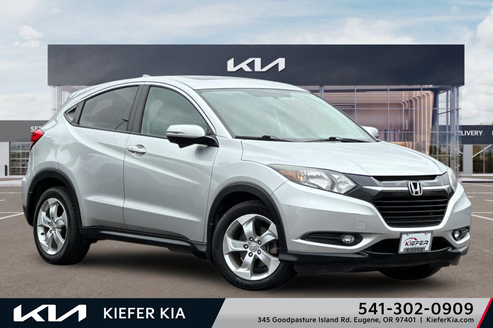 Alabaster Silver Metallic 2016 Honda HR-V SUV / Crossover Front-Wheel Drive Continuously Variable Transmission